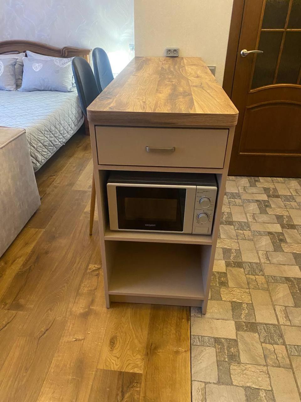 Апартаменти На Вулиці Антоновича Lviv Exteriör bild